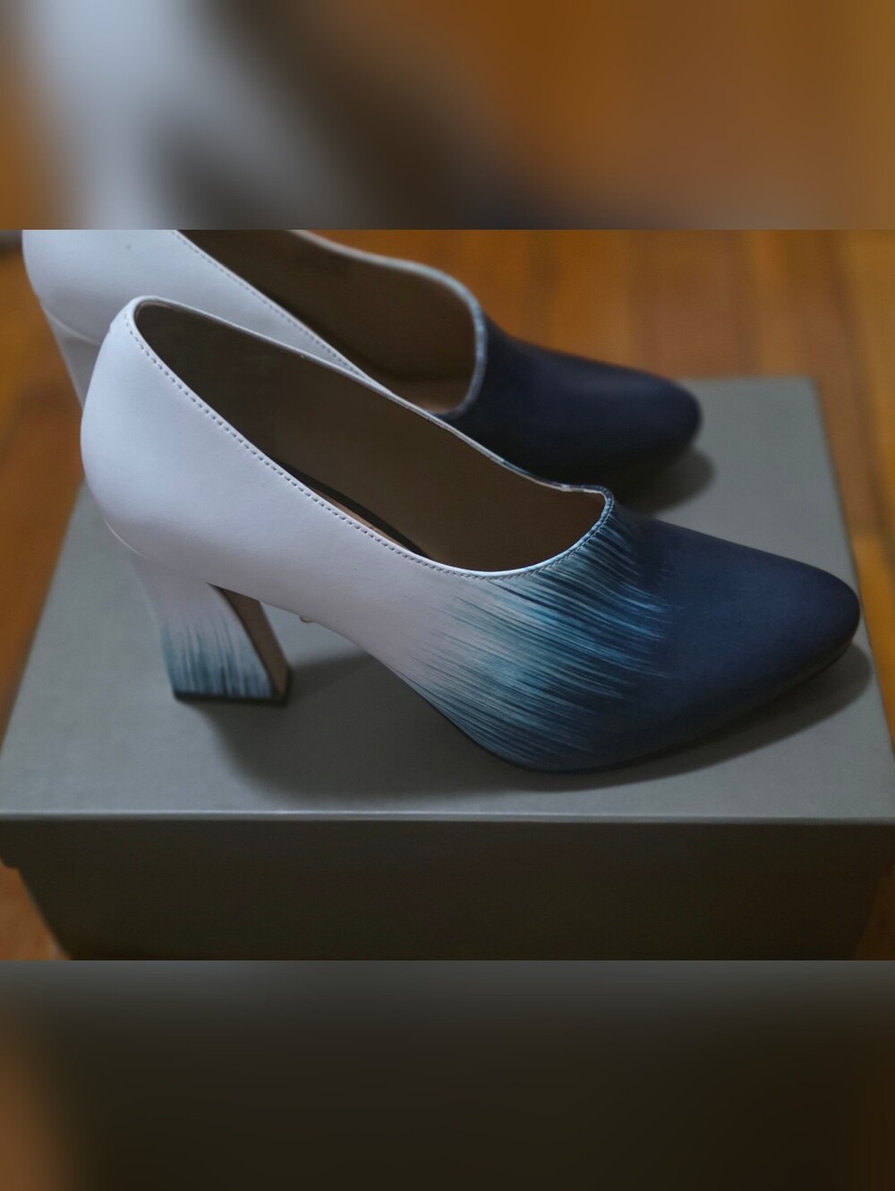 Eight Fifteen Vero Cuoio Navy and White Ombre Block Heel Ankle Pumps
